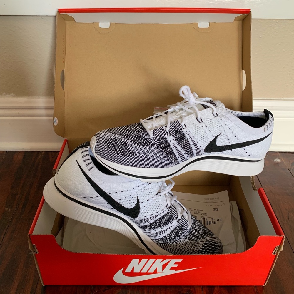 White Nike Flyknit Trainer Limited Edition